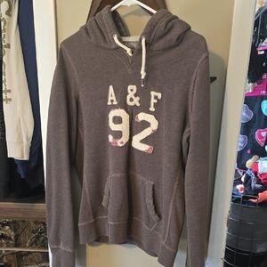 Abercrombie & Fitch Brown Hooded Sweatshirt with Cream Appliqué 'A&F 92'